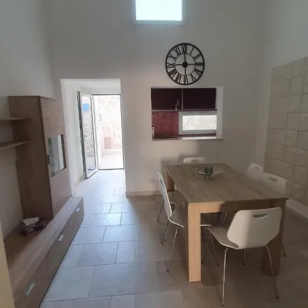 Dimora Fulvia Holiday home *